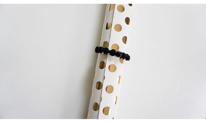 non-slip hangers hair tie