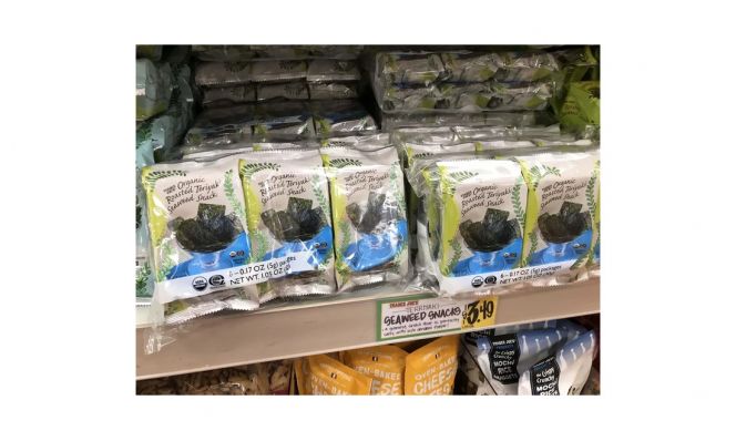 Trader Joe's Wasabi Roasted Seaweed Snack