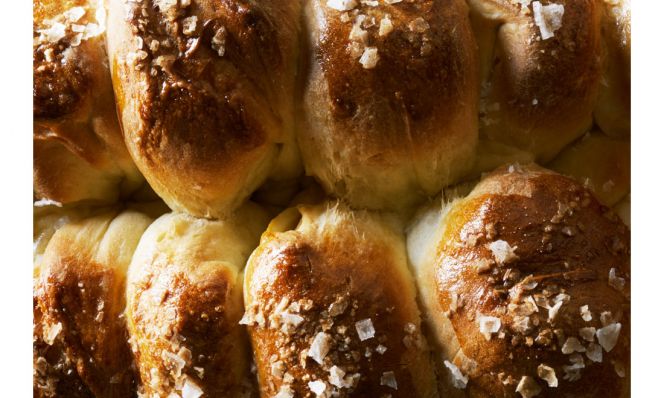 cheese-stuffed pull-apart bread