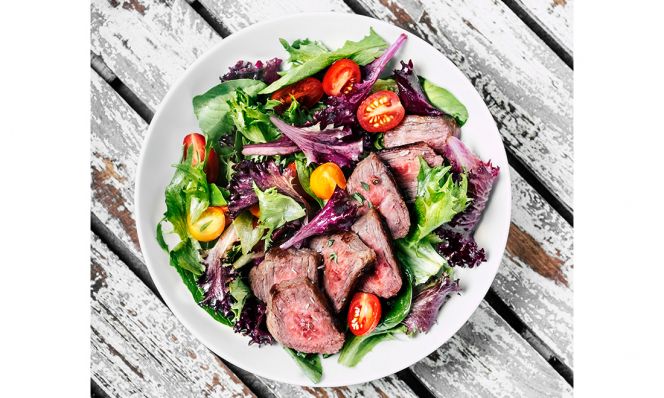 healthy salad with steak