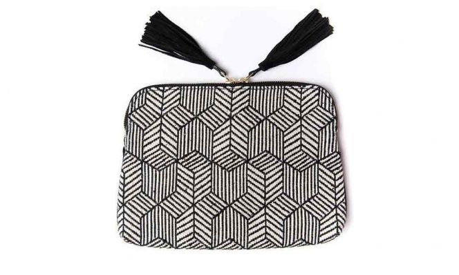 Bloom & Give Kavya Clutch