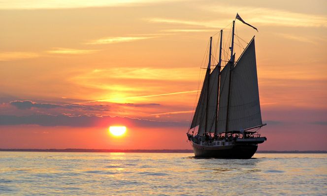 Yorktown Sailing